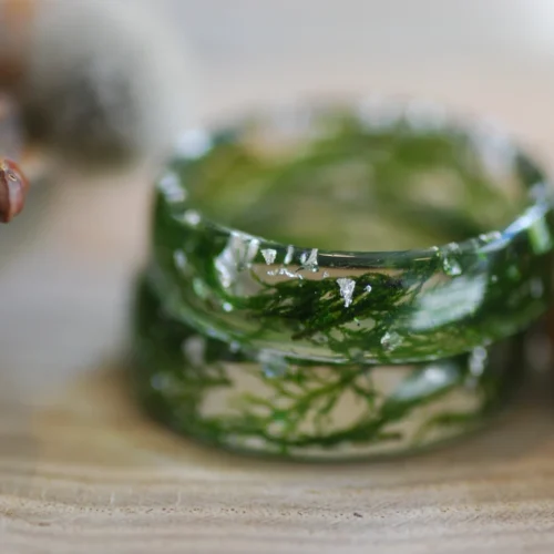 stack of green leafy moss natural ring