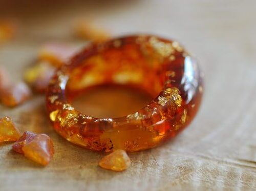 top look on extravagant real amber and pure gold flakes statement ring