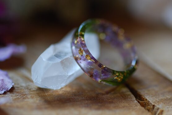 purple amethyst moss and some gold ring
