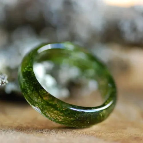 Real green moss ring