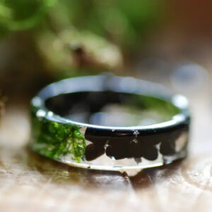 Black tourmaline and green moss resin ring with silver flakes