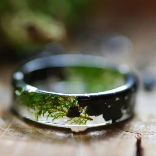 Black tourmaline and green moss resin ring with silver flakes