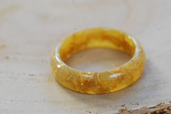 Gold pastel resin ring made with mica pigments and gold flakes