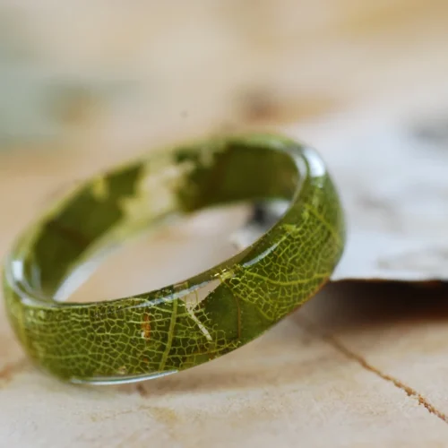 green oak leaf ring