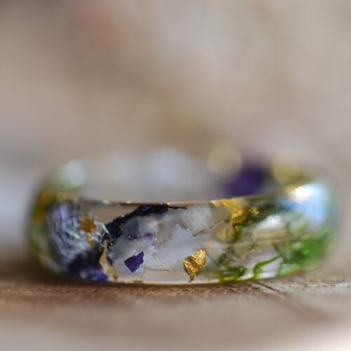 vivid and natiral white moonstone ring with flowers and moss