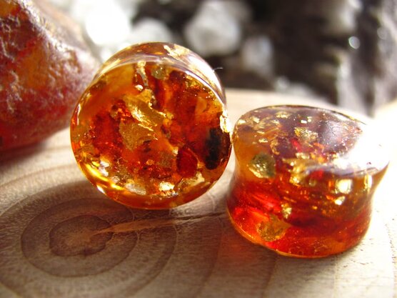 baltic amber and pure gold gauges