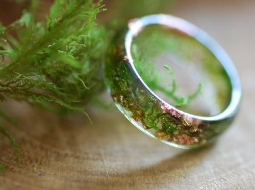 ring made with green forest moss and copper flakes