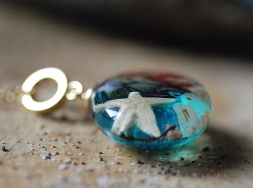 top view of sea panorama necklace