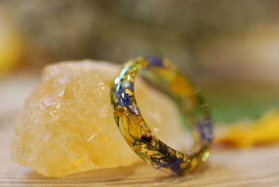 summer sunshine yellow blue floral ring