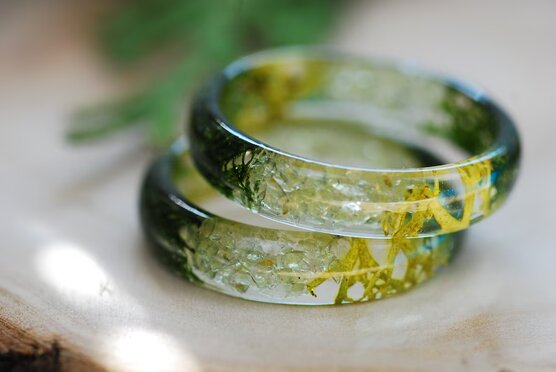 peridot forest ring