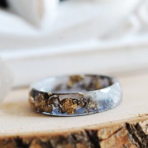 Dual day and night black and white resin ring