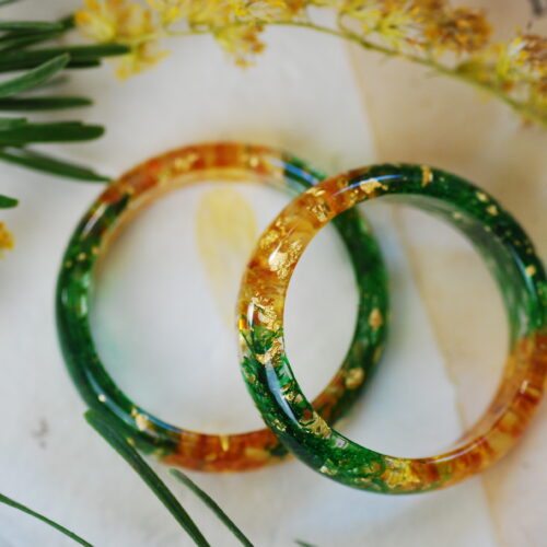 green moss ring with amber