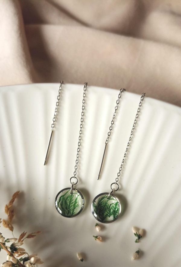Circle Shaped Moss Threader Earrings - Image 6