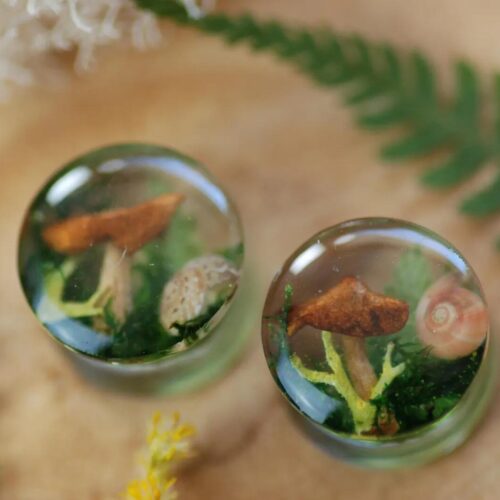 Goblincore gauges with mushrooms