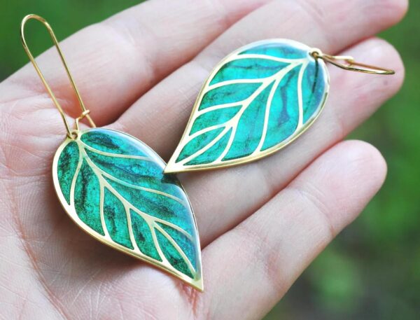 Color Change Green Leaf Dangle Earrings, Hand-Painted Boho Jewelry