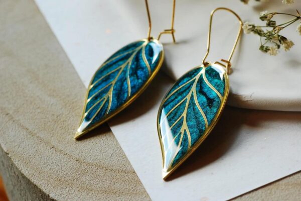 Color Change Green Leaf Dangle Earrings, Hand-Painted Boho Jewelry - Image 2