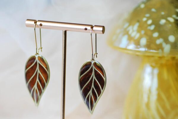 Herbstblatt-Ohrhänger, Schmuck mit braunem Farbwechsel - Bild 6