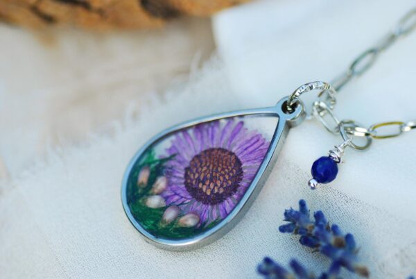 Collier fleur d&#39;aster violet, pendentif fleur de naissance de septembre - Image 3