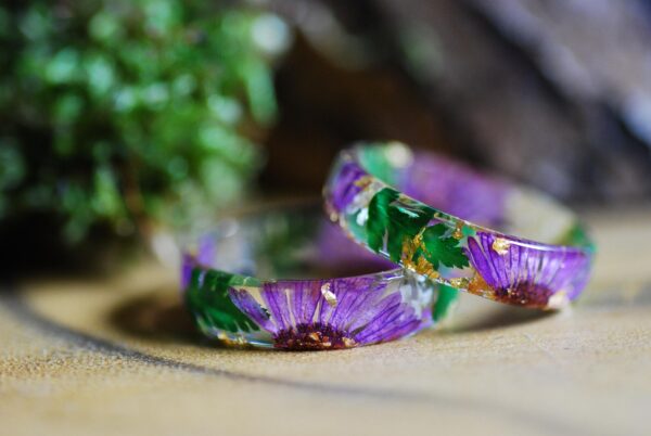 purple resin ring with flowers