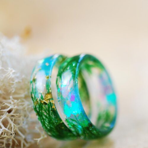 two resin ring with moss and light effect