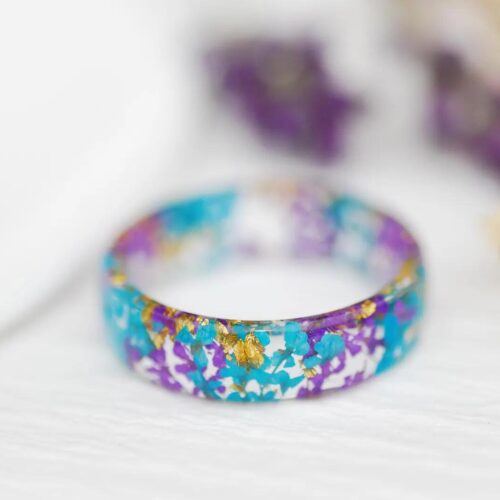 Alternative view of Violet and Purple Flower Resin Ring with Gold Flakes, Pressed Flowers Jewelry