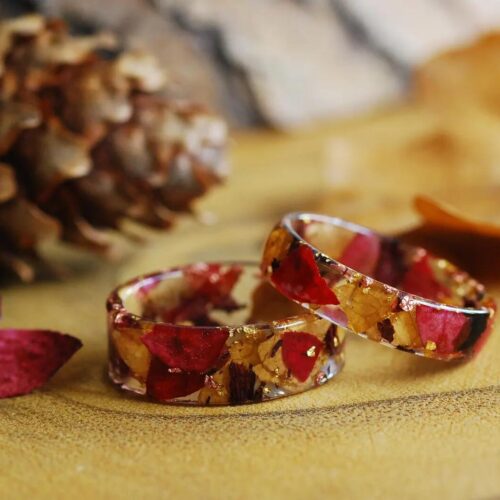 Autumn Ring with  Oak Leaf Copper and Gold Flakes