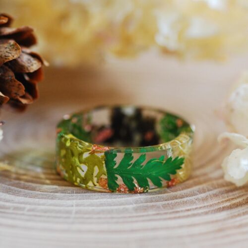 feng shui ring with moss and lichen