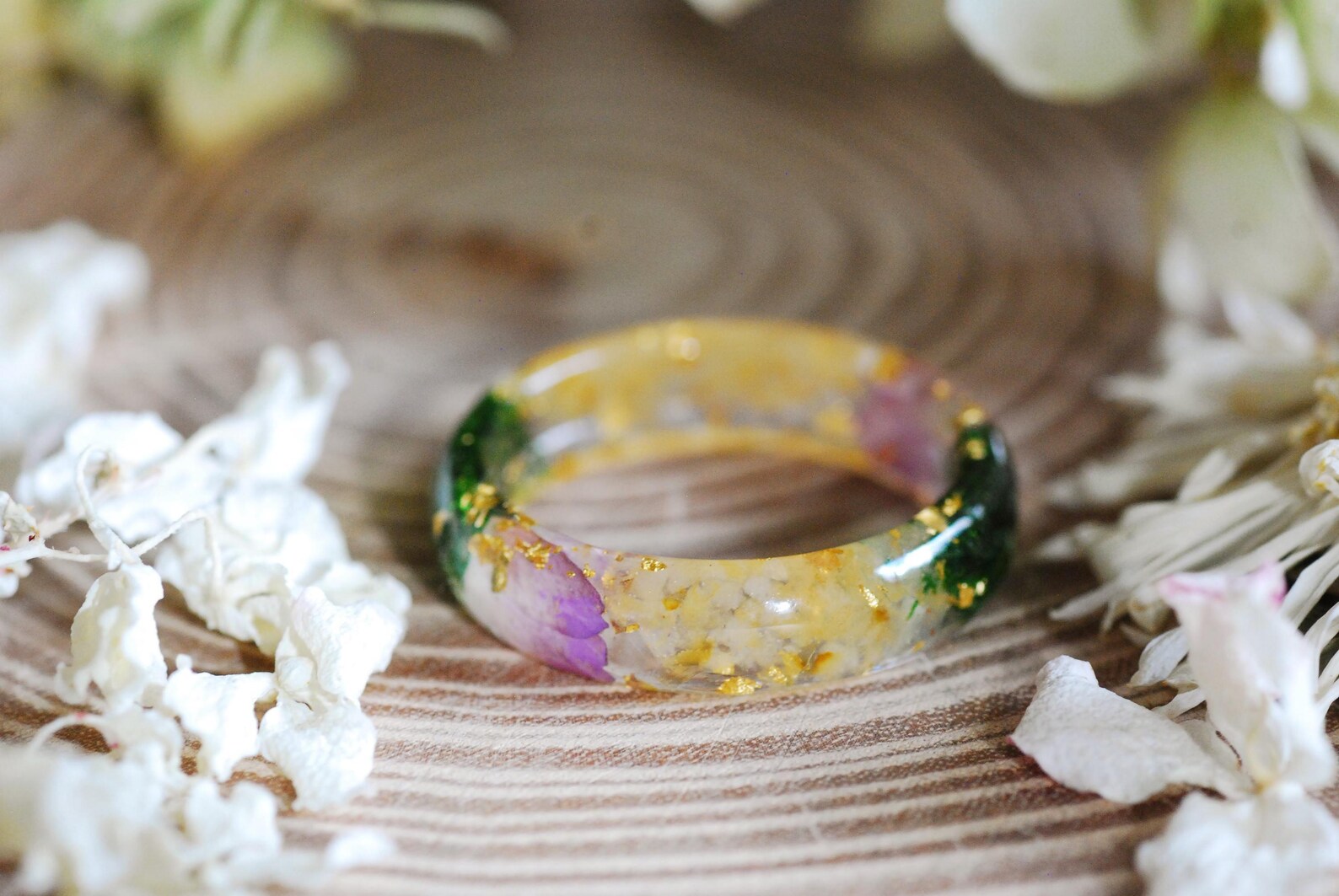 chrysanthemum ring ideal gift for november born