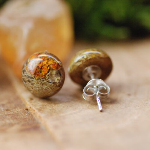 Forest Lichen Stud Earrings made of resin with silver post