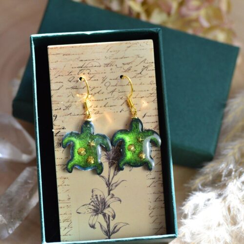 green turtle earrings in a gift box